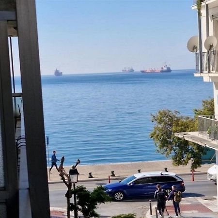 Master1 Seaside Lux Apartment Tesalonika Bagian luar foto