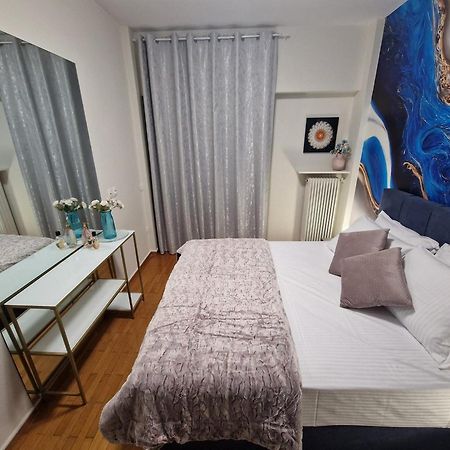 Master1 Seaside Lux Apartment Tesalonika Bagian luar foto
