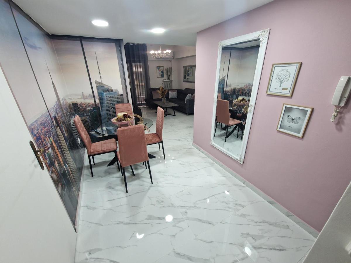 Master1 Seaside Lux Apartment Tesalonika Bagian luar foto