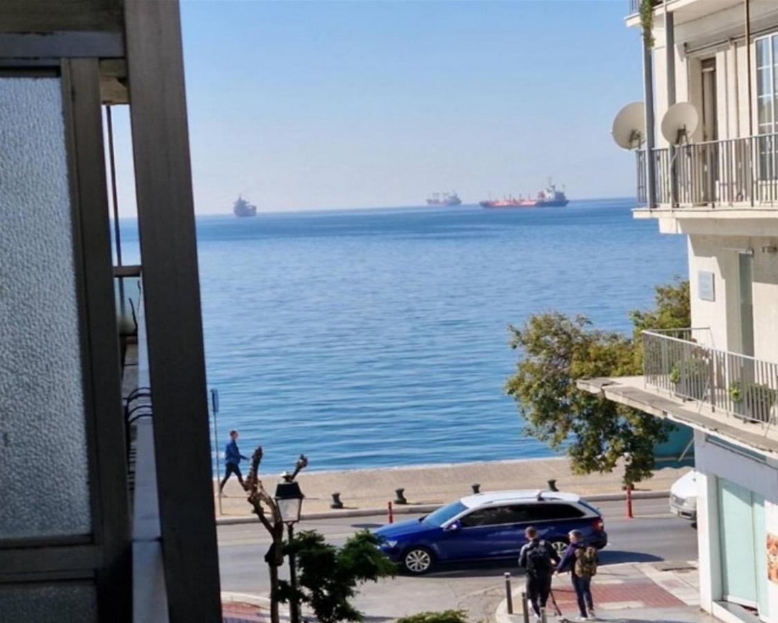 Master1 Seaside Lux Apartment Tesalonika Bagian luar foto