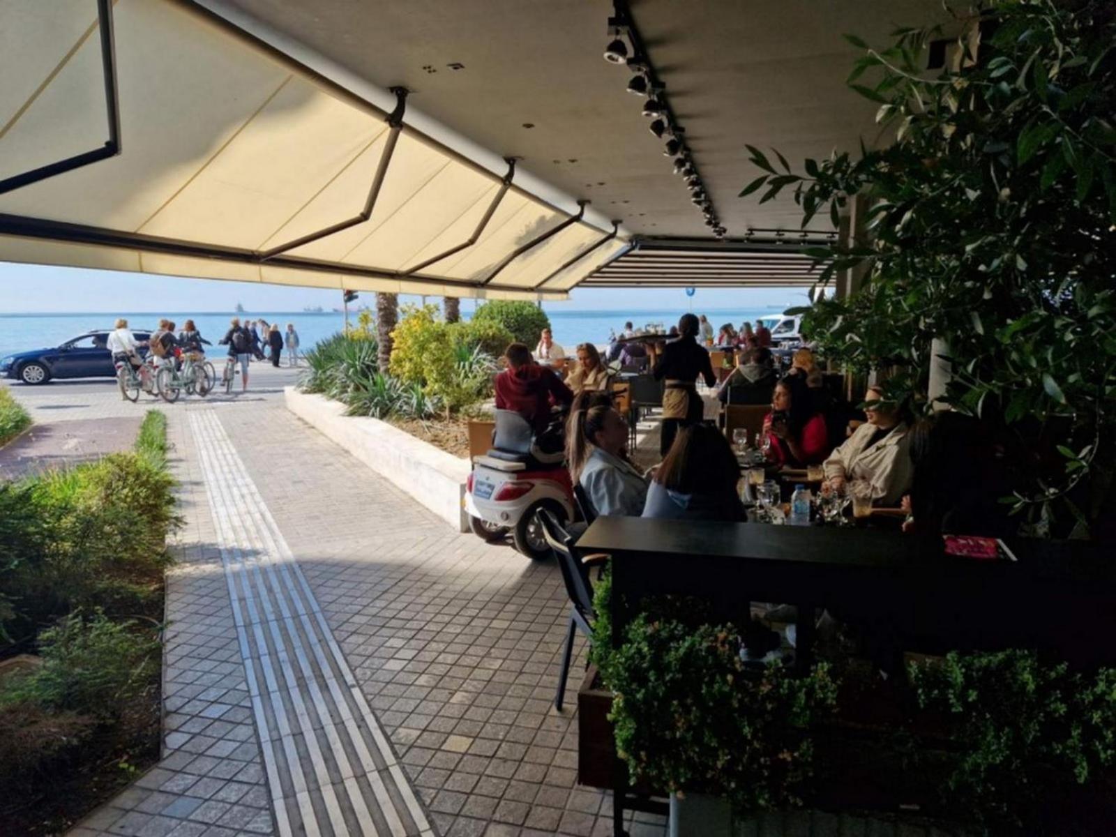 Master1 Seaside Lux Apartment Tesalonika Bagian luar foto